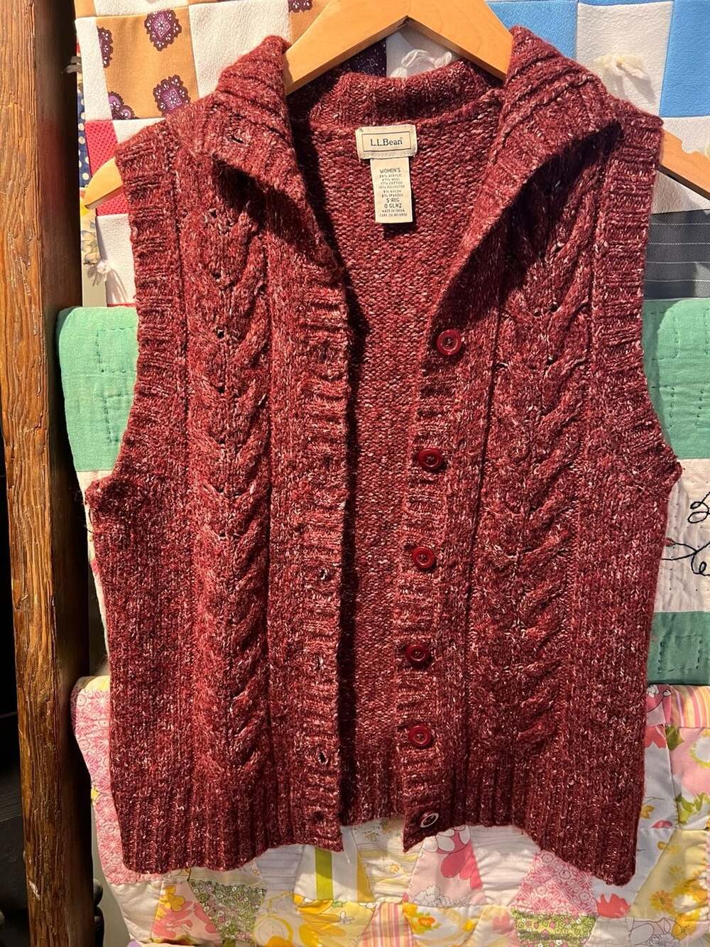 LL Bean Cable Knit Wool Blend Button Vest Size S Reg